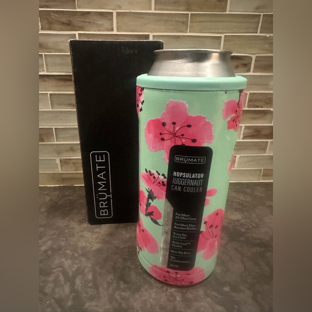 Arizona x BruMate collab juggernaut 24oz can cooler